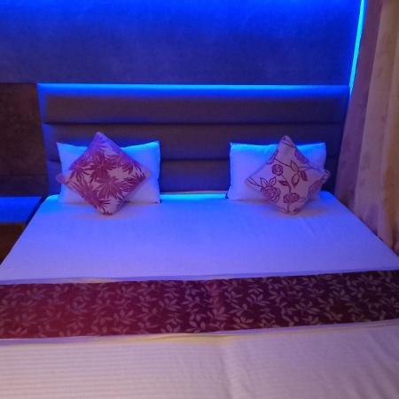 Hotel City Park Гувахати Экстерьер фото